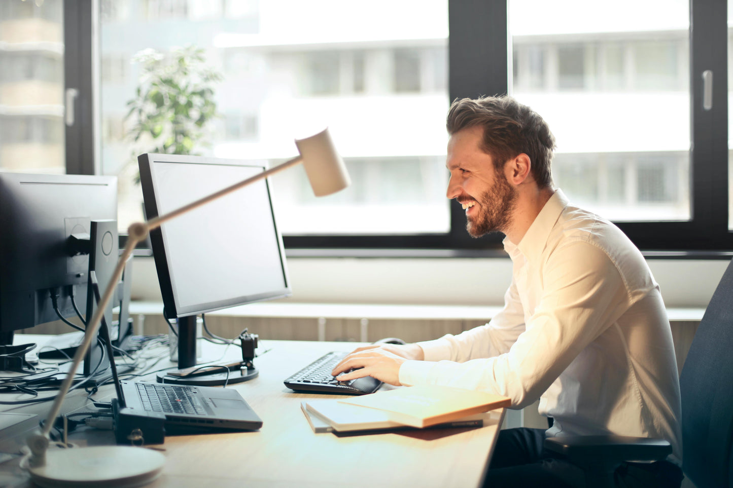 Business Consultancy & Strategy Services – Digimacin